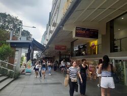 Lucky Plaza (D9), Shop House #624473971